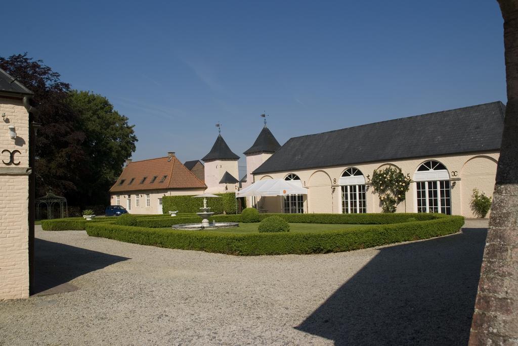 B&B Chateau Bagatelle Frasnes-lez-Anvaing Экстерьер фото